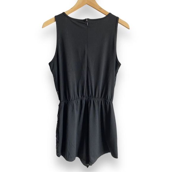 NWT Francesca’s Sequin Beaded Black Sleeveless Romper Size XS - Picture 2 of 5